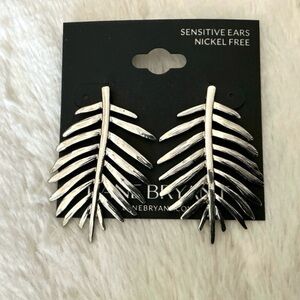 Lane Bryant Silver Tone Feather Drop Earrings 2” Bold Party Statement New